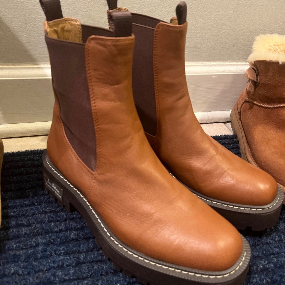 Sam Edelman Luguna Chelsea Boots